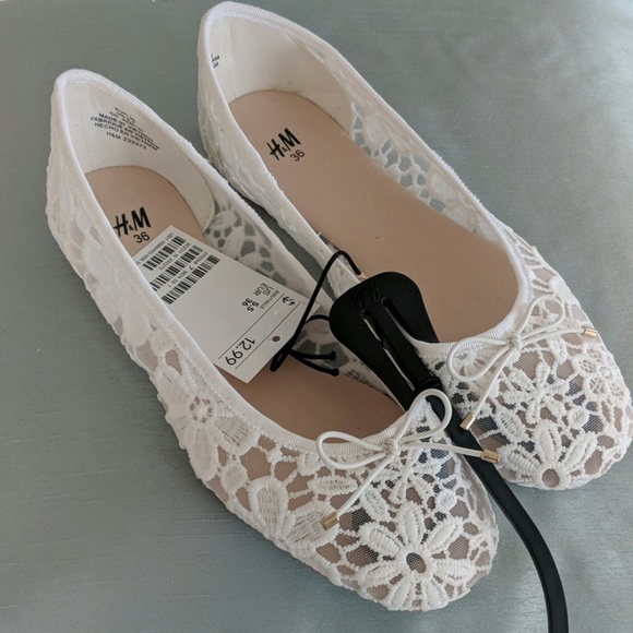 lace ballet pumps